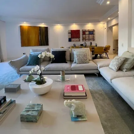 Apartmán First Line Banus 4 Bed Sea Pool