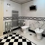 First Line Banus 4 Bed Sea Pool Marbella