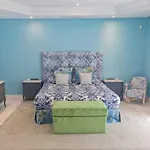 First Line Banus 4 Bed Sea Pool Marbella