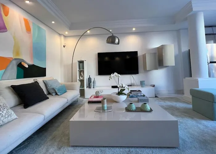 شقة First Line Banus 4 Bed Sea Pool *