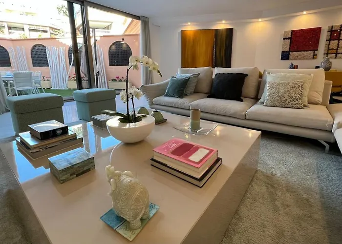 شقة First Line Banus 4 Bed Sea Pool