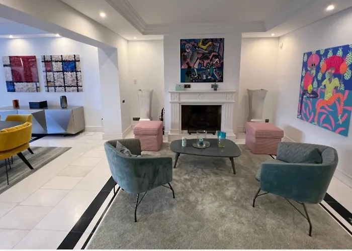 شقة First Line Banus 4 Bed Sea Pool *